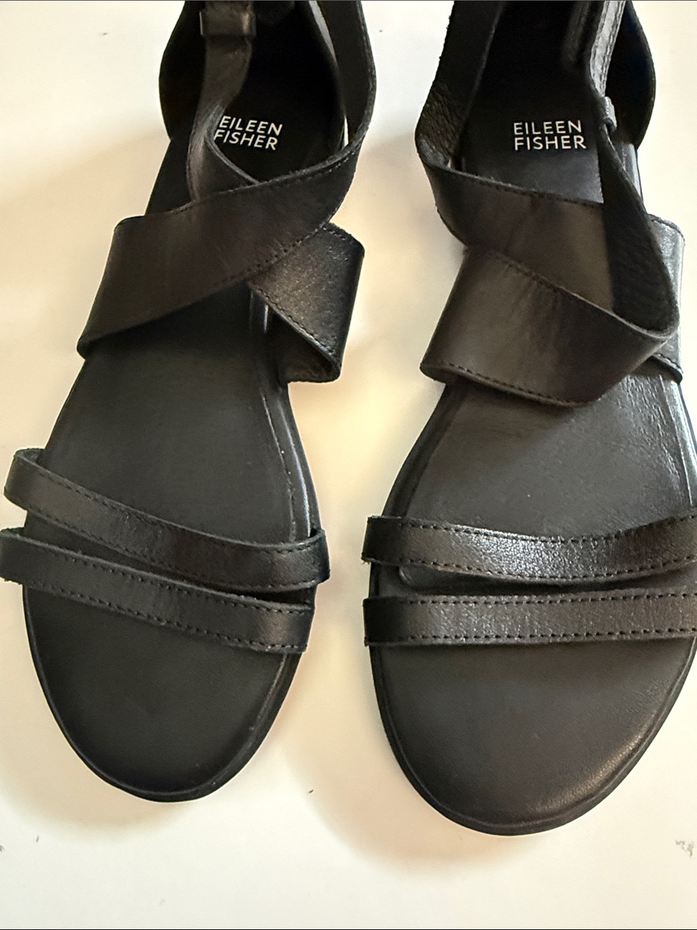 NWT EILEEN FISHER CICi BLACK LEATHER STRAPPY LAGENLOOK FLAT SANDALS 8.5 - Picture 6 of 8